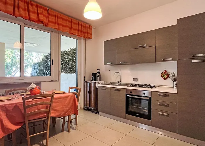 Jose - Pgi212 By Interhome